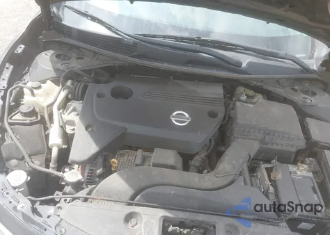 2015 Nissan Altima 2.5/2.5 S/2.5 Sl/2.5 Sv from USA, damaged, VIN 1N4AL3AP5FC236861